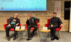 'Çizgi Roman Söyleşileri'nde medyanın gençlere etkisi konuşuldu