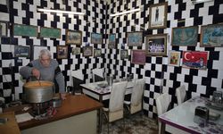 Diyarbakır esnafı 'Gaffar Baba'nın hatırasını iş yerlerinde yaşatıyor