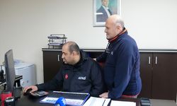 Diyarbakır'da AFAD ekibi, AA'nın 'Yılın Kareleri' oylamasına katıldı