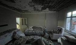 Esenler'de yağışın da etkisiyle bir dairenin tavanında çökme meydana geldi