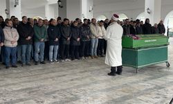 Eskişehir'deki kazada ölen üç kişiden 2'sinin cenazesi toprağa verildi