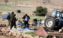 Filistin topraklarını gasbeden İsraillilerin saldırıları Batı Şeria'daki Filistinlileri evlerinden ediyor