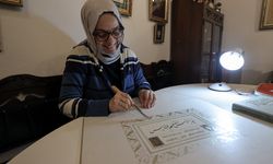 Gazete haberinden etkilenerek başladığı tezhip sanatını geleceğe taşımak için çalışıyor