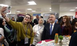 Gençlik ve Spor Bakan Yardımcısı Ersöz, Yapay Zeka ve Bilişim Kampı'nın açılışında konuştu: