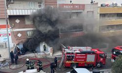 GÜNCELLEME - Şanlıurfa'da yatak deposunda çıkan yangın kontrol altına alındı