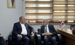 Gürsel Tekin Cem Vakfını ziyaret etti