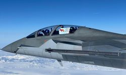 HÜRJET'ler İspanya'daki tren kazası kayıpları anısına uçtu