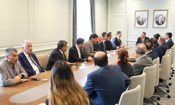 İçişleri Bakanı Yerlikaya, Ezidi toplumu temsilcilerini kabul etti