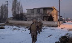 Iğdır'da 3 aylık takip sonucu yapılan uyuşturucu operasyonunda 13 şüpheli yakalandı