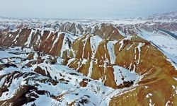 Iğdır'da kar Gökkuşağı Tepeleri'ni beyaza bürüdü