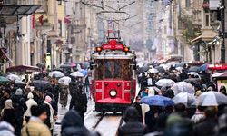 İstanbul'da kar yağışı aralıklarla etkili oluyor