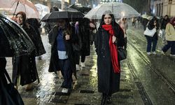 İstanbul'da kuvvetli yağmur ve şiddetli rüzgar etkili oluyor