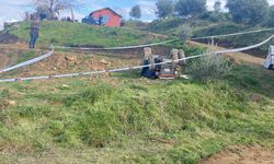 İzmir'de devrilen traktörün sürücüsü öldü