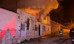 İzmir'de evde çıkan yangında 1 kişi öldü