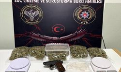 İzmir'de kümesinde uyuşturucu ve tabanca bulunan şüpheli tutuklandı