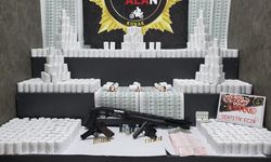 İzmir'de uyuşturucu operasyonunda 3 zanlı yakalandı