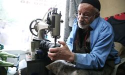 Kocaeli'de ayakkabı ustası mesleğini 45 yıldır sürdürüyor