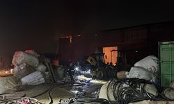 Kocaeli'de plastik atık deposunda çıkan yangın söndürüldü
