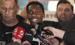 Kolombiyalı futbolcu Yaser Asprilla, Galatasaray için İstanbul'a geldi