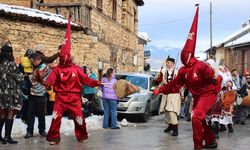 Kuzey Makedonya'da Vevçani Karnavalı başladı