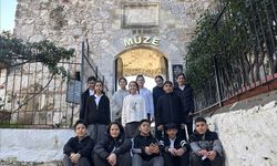 Marmaris'te ortaokul öğrencileri tarihi eserleri yapay zekayla canlandırdı