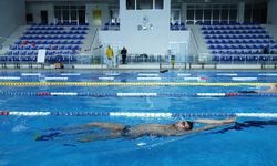 Milli yüzücü Emre Sakçı yeni başarılar için çalışmalarını sürdürüyor