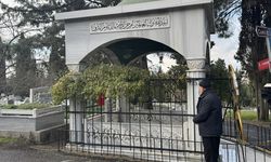 Sanatçı Safiye Ayla Targan, vefatının 28'inci yılında mezarı başında anıldı