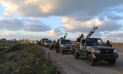 Suriye ordusu, terör örgütü YPG/SDG'nin işgalindeki Deyr Hafir hattına takviye yapıyor