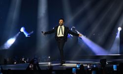 Tarkan, yaklaşık 7 yıl aradan sonra İstanbul'da yeniden sahneye çıktı