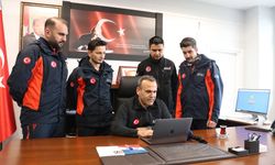 Trabzon'da AFAD ekipleri, AA'nın 'Yılın Kareleri' oylamasına katıldı