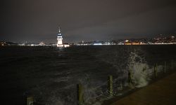 Üsküdar'da dolu yağışı etkili oldu