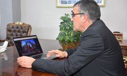 Van OSB Başkanı Aslan, AA'nın 'Yılın Kareleri' oylamasına katıldı