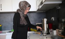 6 ŞUBAT DEPREMLERİNİN ÜÇÜNCÜ YILI - İki bacağı ve bir kolunu kaybeden depremzede kadın, eşini özlemle anıyor