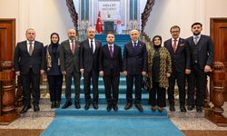 Adalet Bakanı Gürlek, İstanbul 2 No'lu Barosunun başkan ve yönetimi ile görüştü