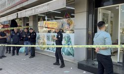 Adana'da kuyumcuyu gasbeden zanlı, kilitlenen kapıyı kırarak kaçtı