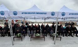 Afyonkarahisar'da damızlık manda boğaları yetiştiricilere teslim edildi