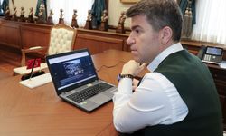 Amasya Valisi Bakan AA'nın 'Yılın Kareleri' oylamasına katıldı