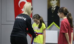 Avrupa şampiyonu tekvandocu Gülsena'nın yeni hedefi kürsüye öğrencilerini taşımak