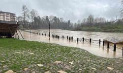 Bartın'da sağanak taşkına neden oldu