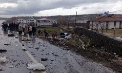 Bingöl'de devrilen otomobildeki 7 kişi yaralandı