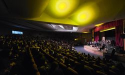 Bingöl'de müzikal tiyatro 'Kim Var?' sahnelendi