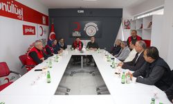 Erzurum'da kadınların kermes geliri Gazze için Kızılay'a bağışlandı