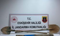 Eskişehir'de kaçak kazı yapan 2 şüpheli suçüstü yakalandı