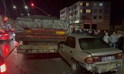 Eskişehir'de tıra arkadan çarpan otomobilin sürücüsü yaralandı