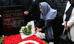 Fırat Çakıroğlu, ölümünün 11. yılında İzmir'deki mezarı başında anıldı