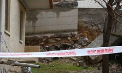 GÜNCELLEME - Ankara'nın Gölbaşı ilçesinde istinat duvarının çökmesi nedeniyle 5 apartman tahliye edildi