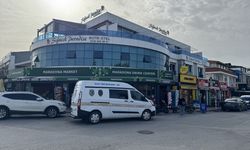 GÜNCELLEME - İzmir'de otelde çıkan yangında kadın hayatını kaybetti, eşi hastaneye kaldırıldı