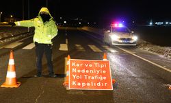 GÜNCELLEME - Kars ve Ardahan'da olumsuz hava koşulları ulaşımı aksatıyor