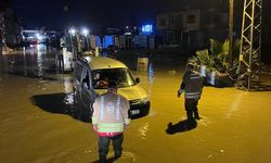 Hatay'da sağanak ve şiddetli rüzgar etkili oldu