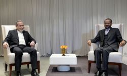 İran Dışişleri Bakanı, ABD ile görüşmeler öncesi Cenevre'de Ummanlı mevkidaşıyla bir araya geldi